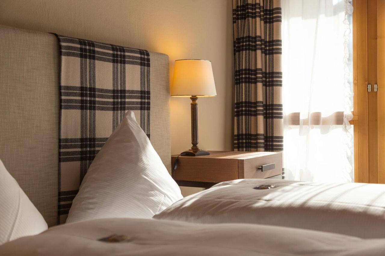 Hotel Bellaval Laax Eksteriør billede