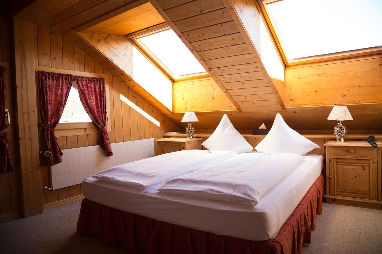 Hotel Bellaval Laax Eksteriør billede