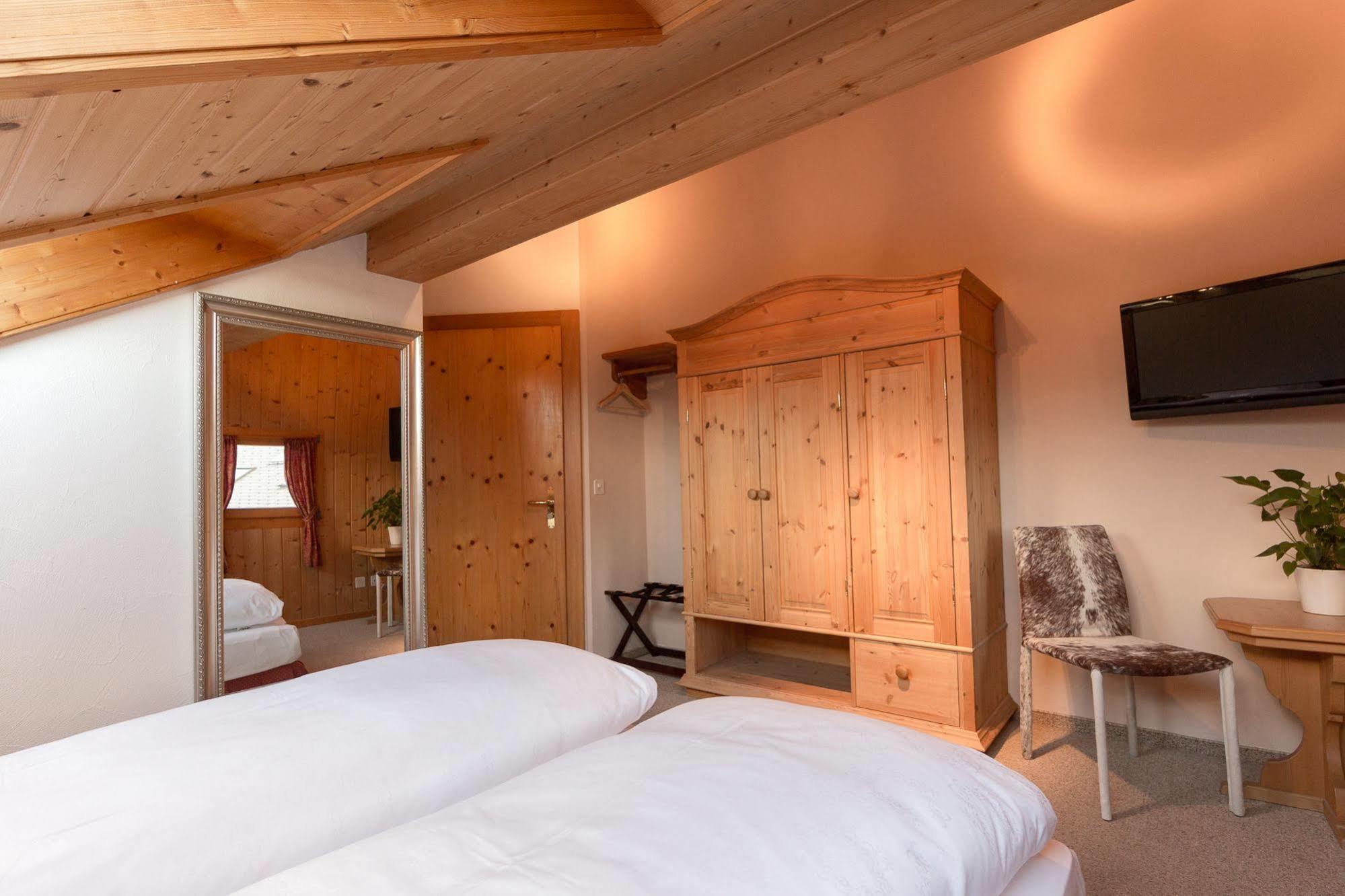 Hotel Bellaval Laax Eksteriør billede